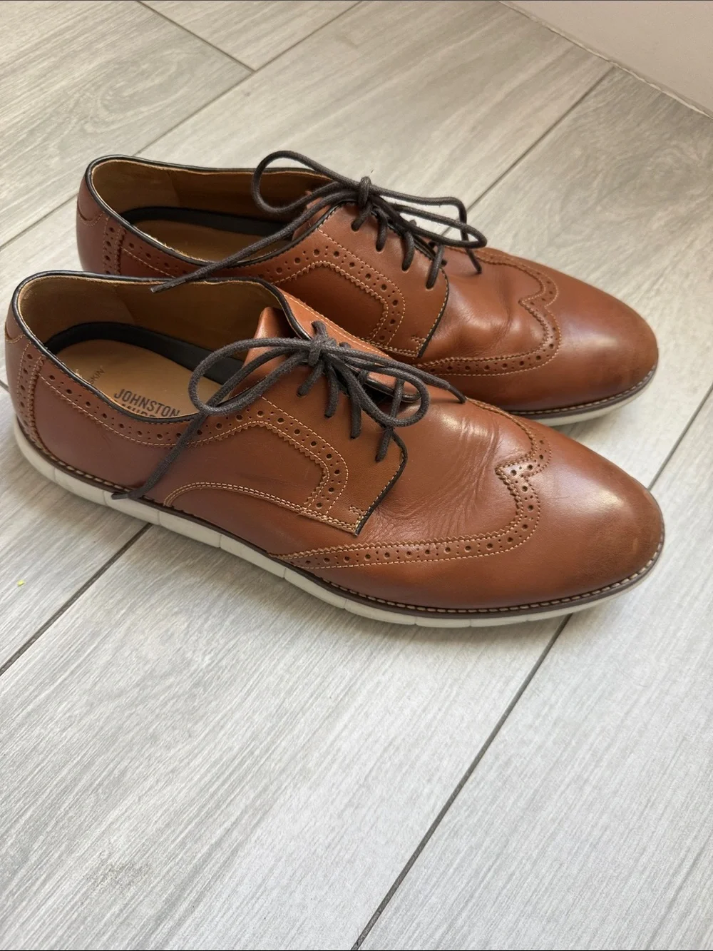 Johnston & Murphy Holden Wingtip, Size 12, Tan Full Grain